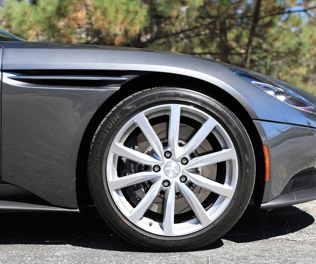 2019 Aston Martin DB11 Volante