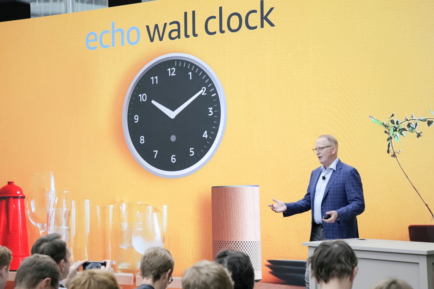 Echo Wall Clock