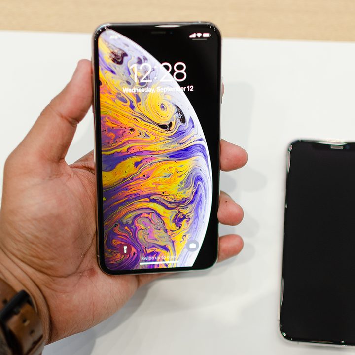iphone xs max hands on