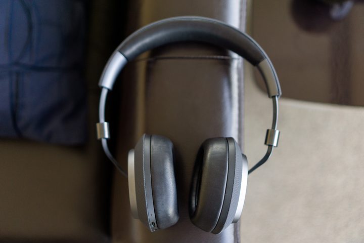Bowers and Wilkins PX