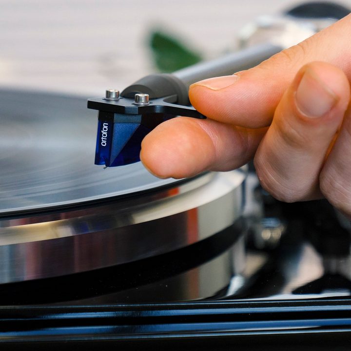 European Audio Team’s B-Sharp turntable review