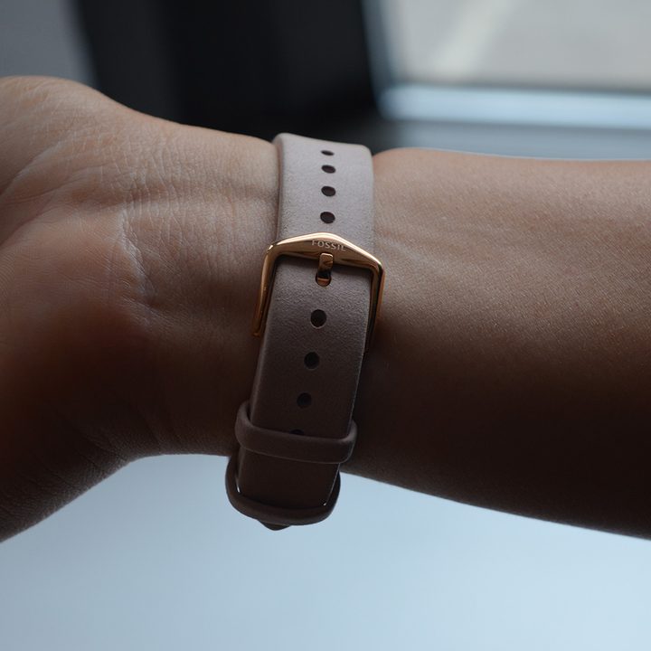 fossil q venture hr clasp