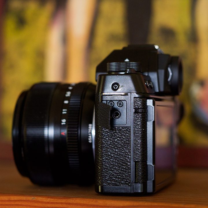 fujifilm x-t100 left