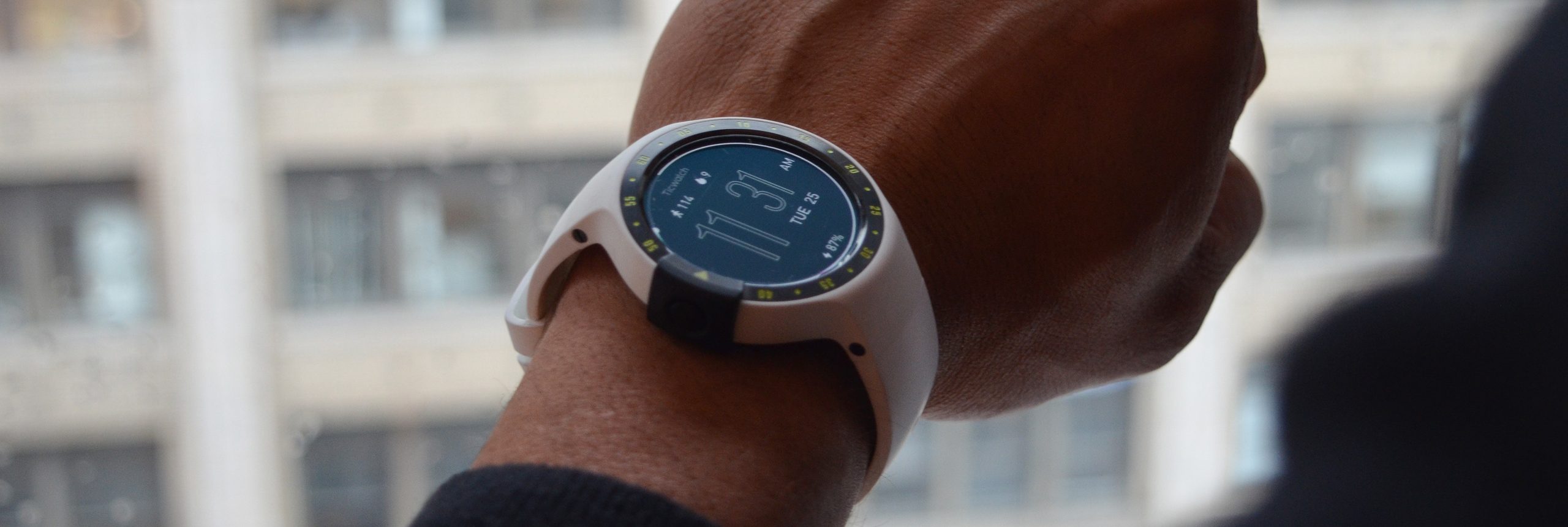 Mobvoi Ticwatch S lifestyle