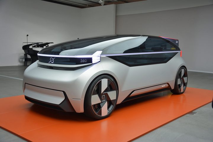 Volvo 360c concept