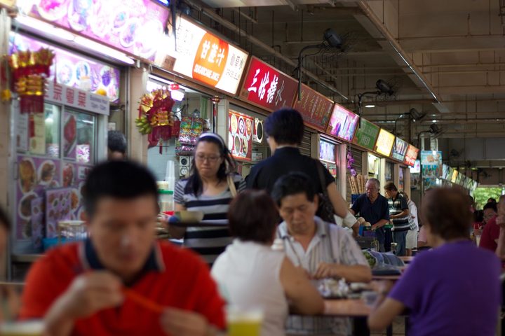 Diners at a Singapore hawker center, photo by Aussie Assault/Flickr (Creative Commons)