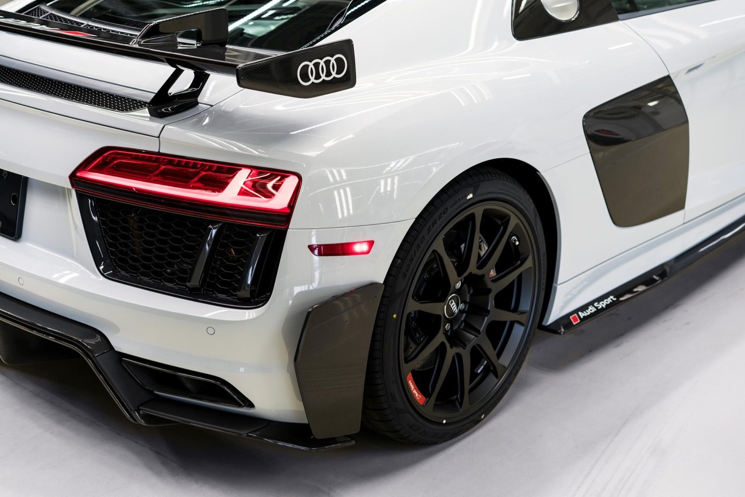 2018 Audi R8 V10 Plus Coupe Competition