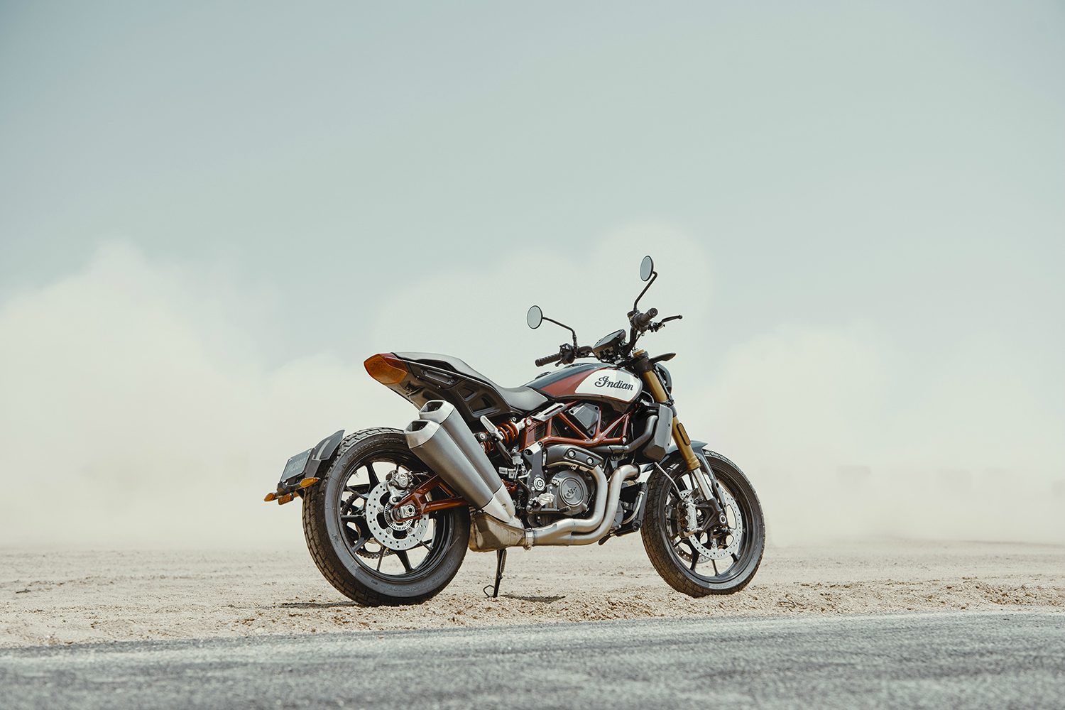 2019 indian ftr 1200 s 01