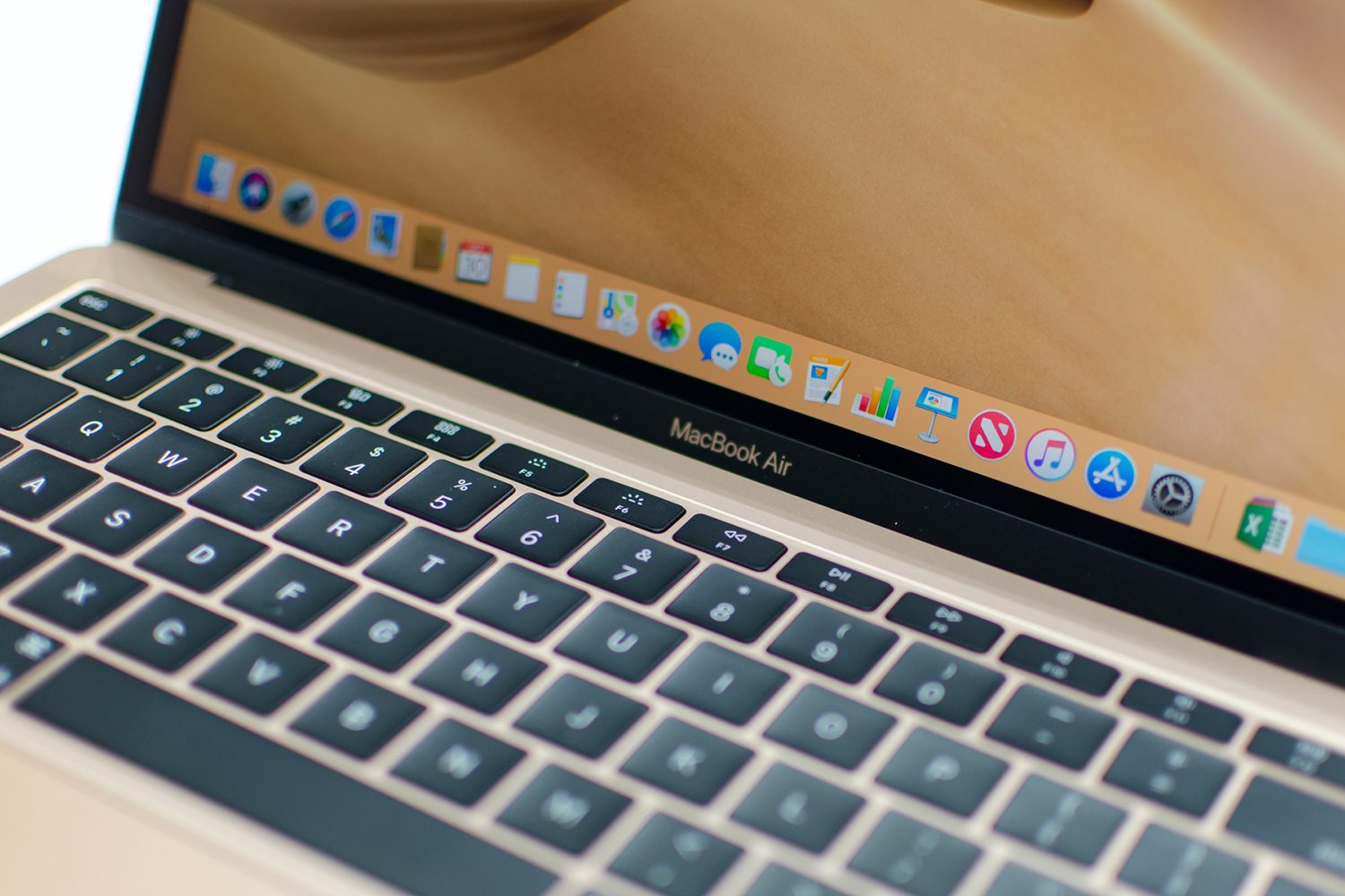 Get a new 2018 Apple MacBook Air for $1,000 with Amazon's latest
