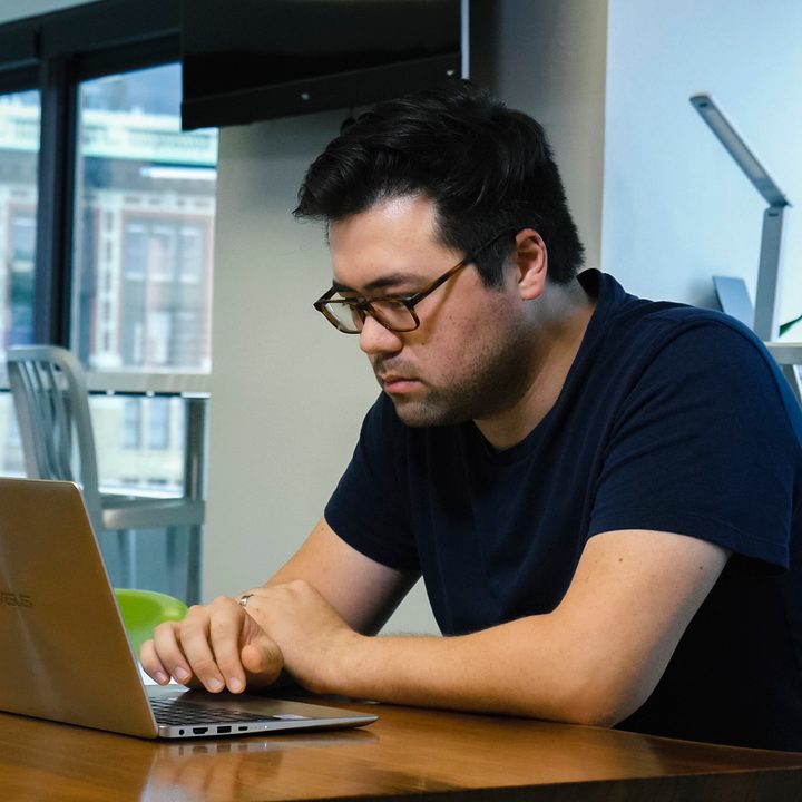 Asus ZenBook 13 UX331UA