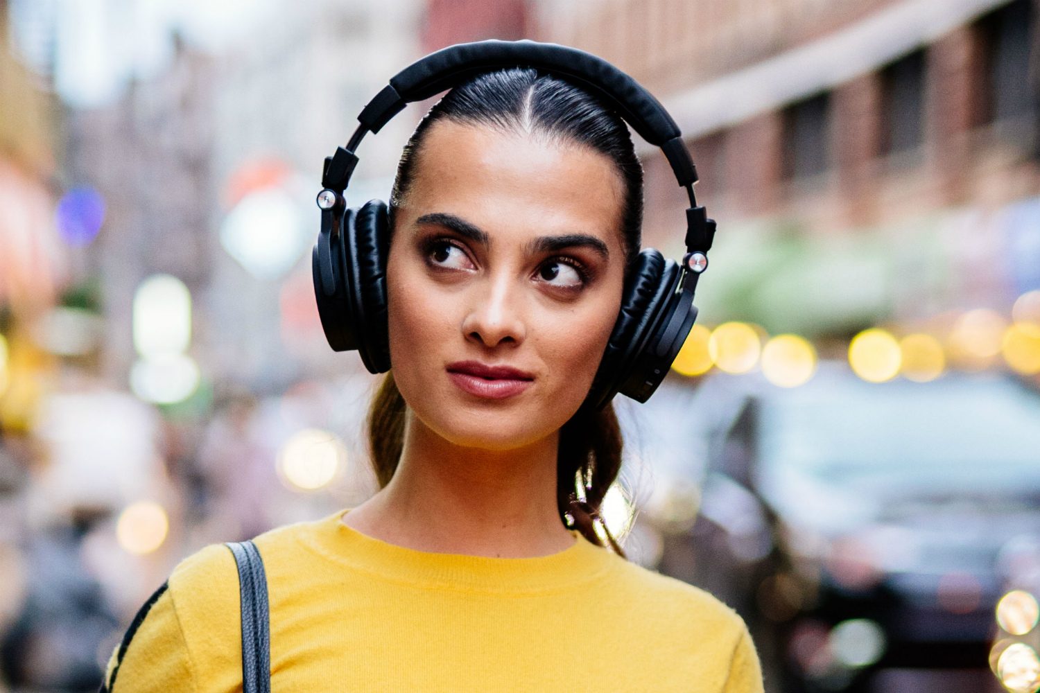 audio technica m50xbt headphones news cups