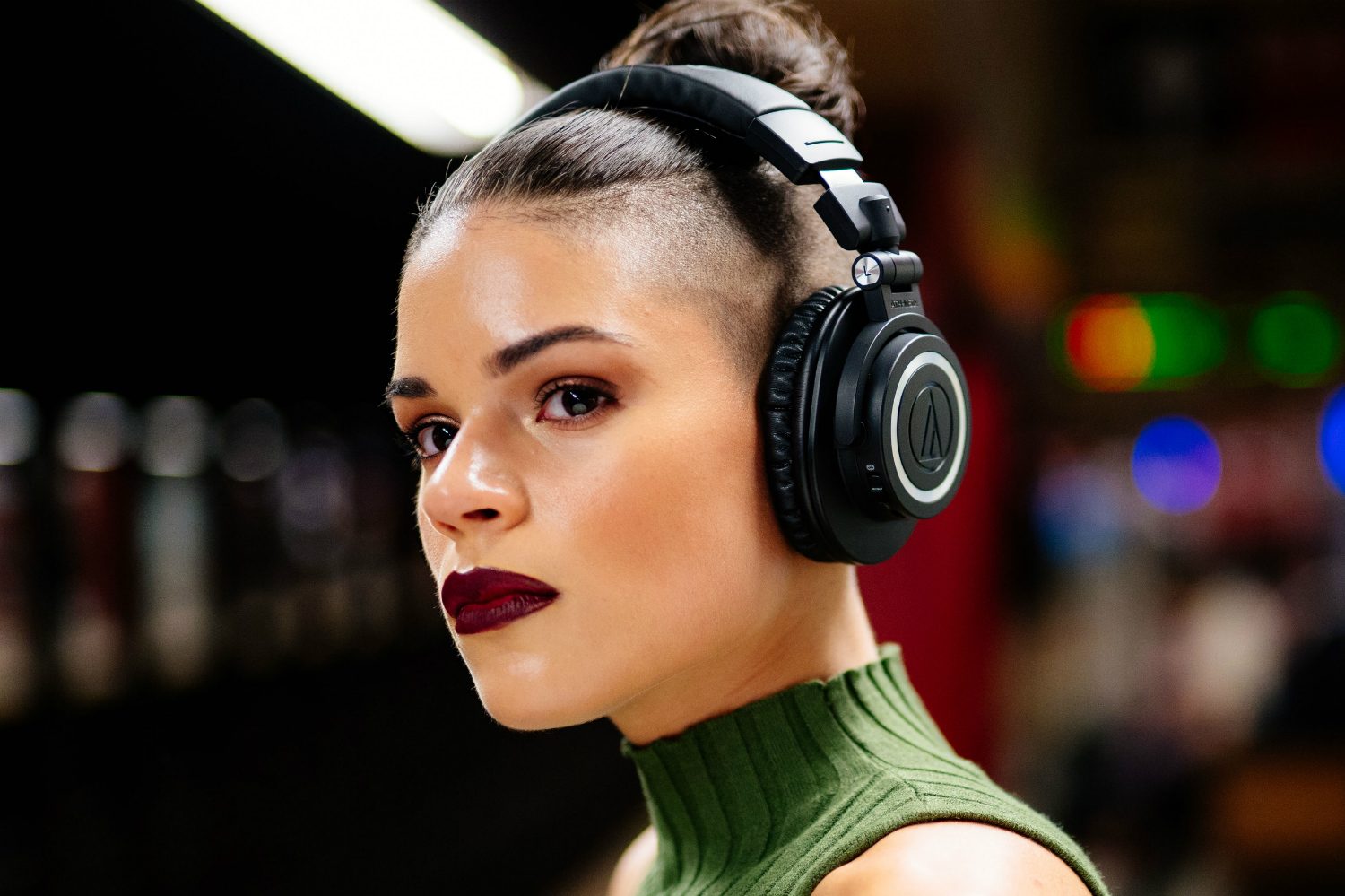 audio technica m50xbt headphones news side