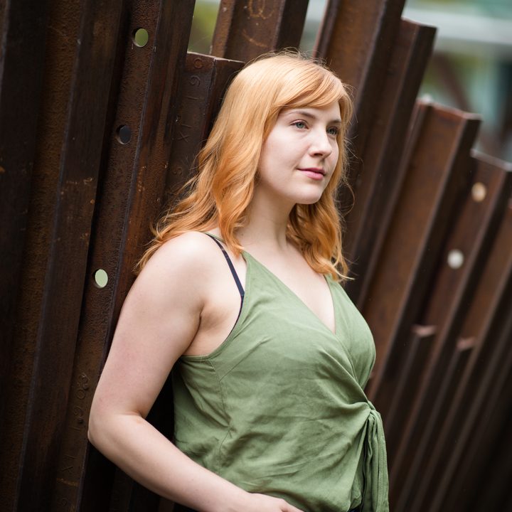Canon EF 85mm f1.4L IS lens review sample
