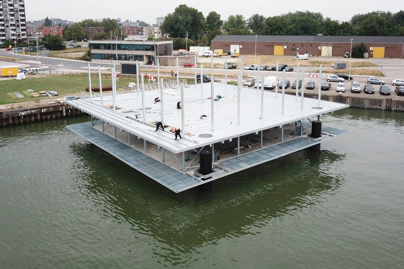 Floating farm constrution (ceiling)