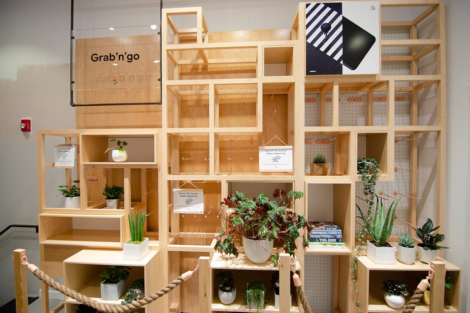 google pop up stores 2018 hardware 29