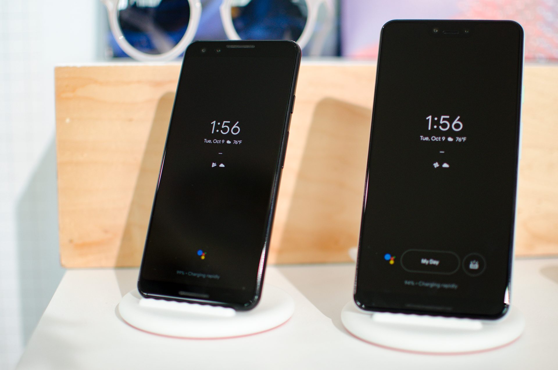 google pixel 3 slate home hub photo galleries stand hands on 5114