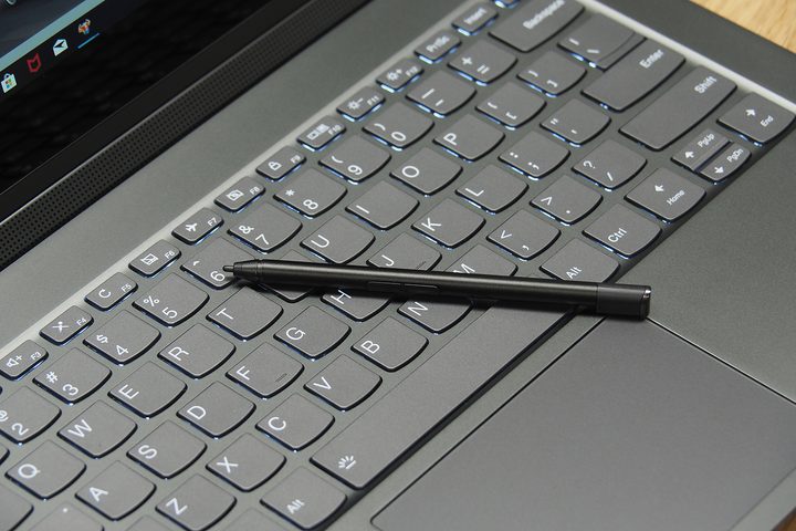 Lenovo Yoga C930 Review
