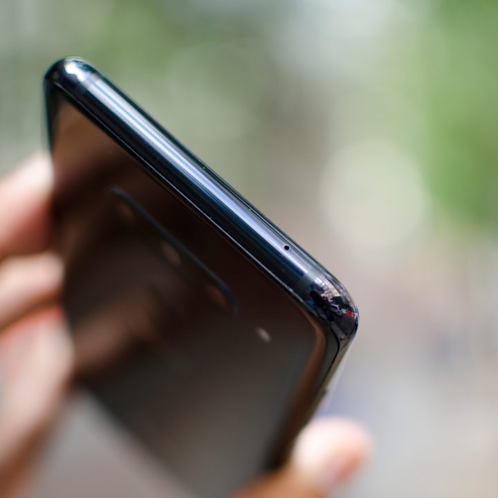 LG V40 ThinQ Review