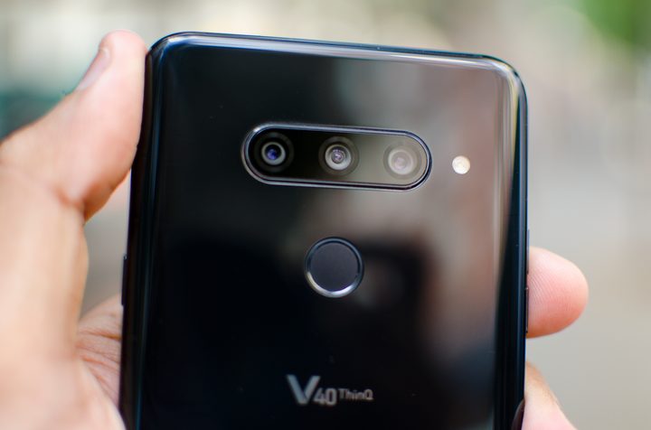 LG V40 ThinQ Review