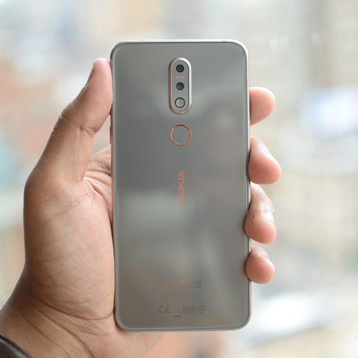 Nokia 7.1 back