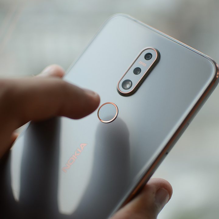 Nokia 7.1 fingerprint sensor