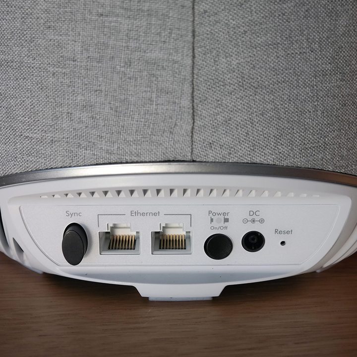 netgear orbi voice speaker back