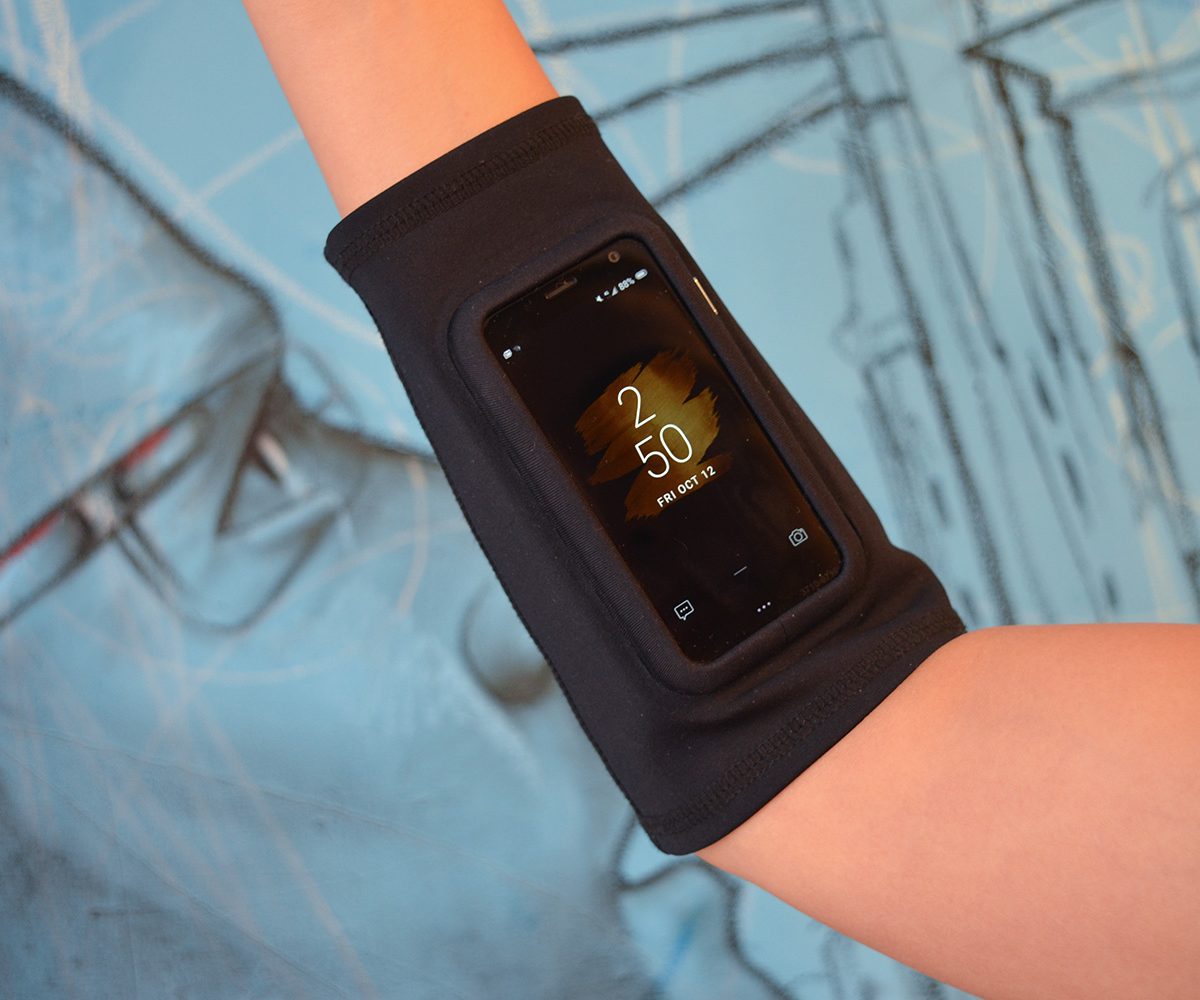 Palm armband