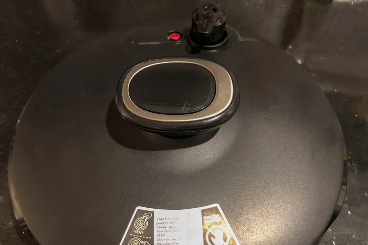 TaoTronics 10-in-1 Pressure Cooker review