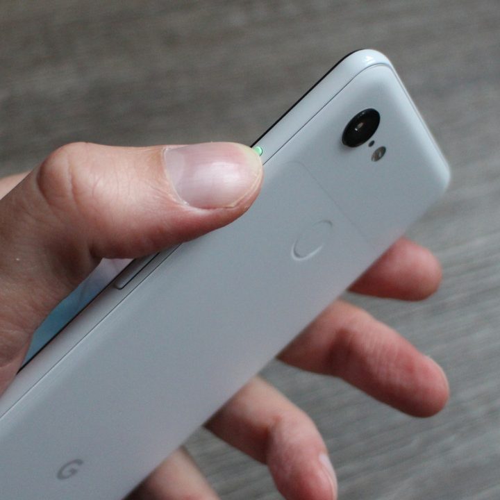 Pixel 3 power button