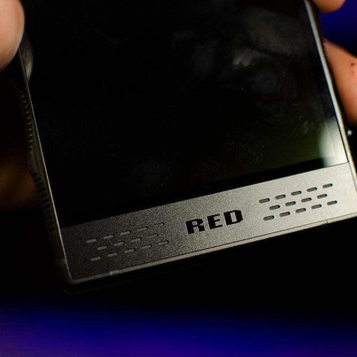 RED Hydrogen One chin