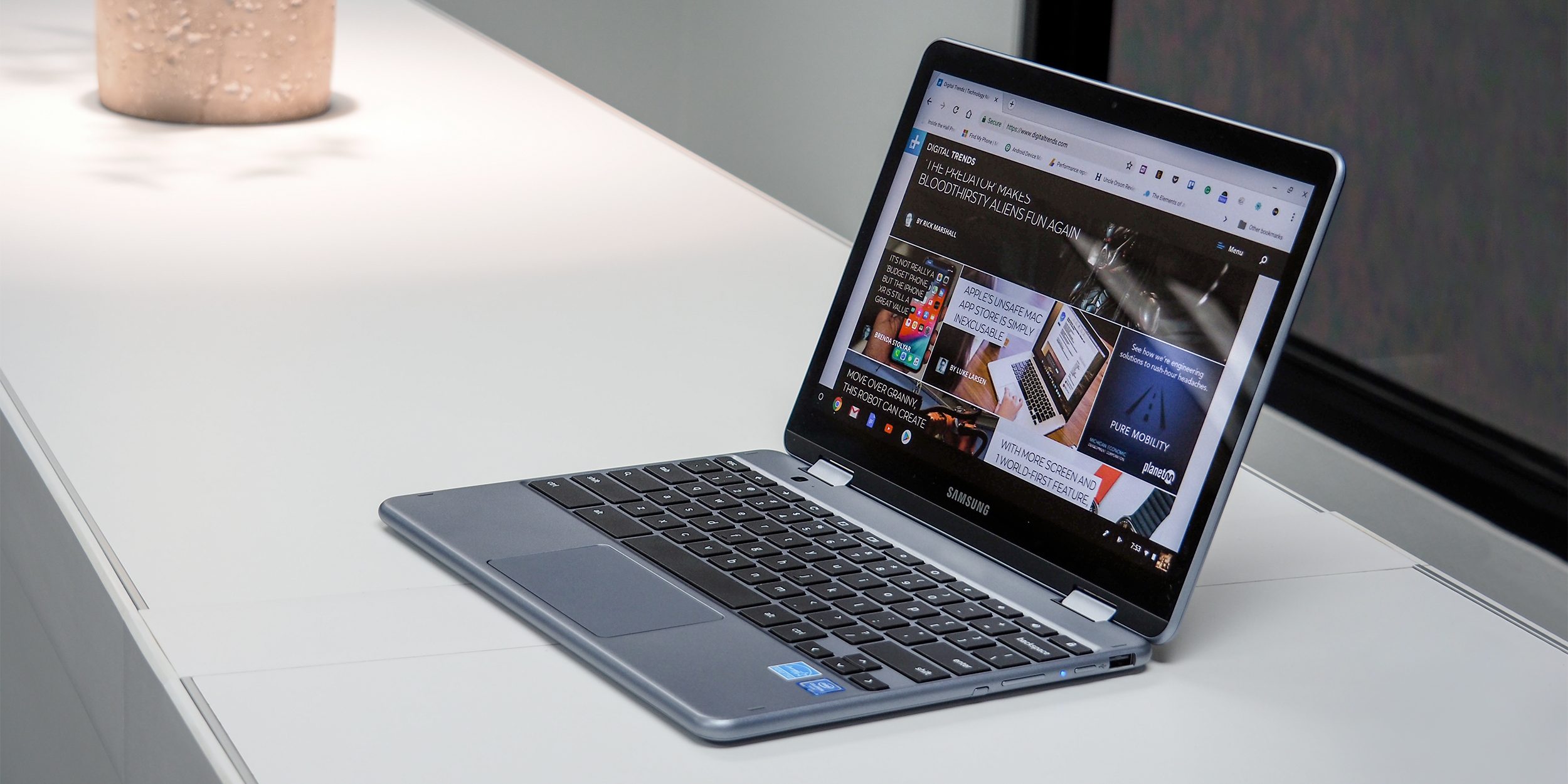 Samsung Chromebook Plus V2