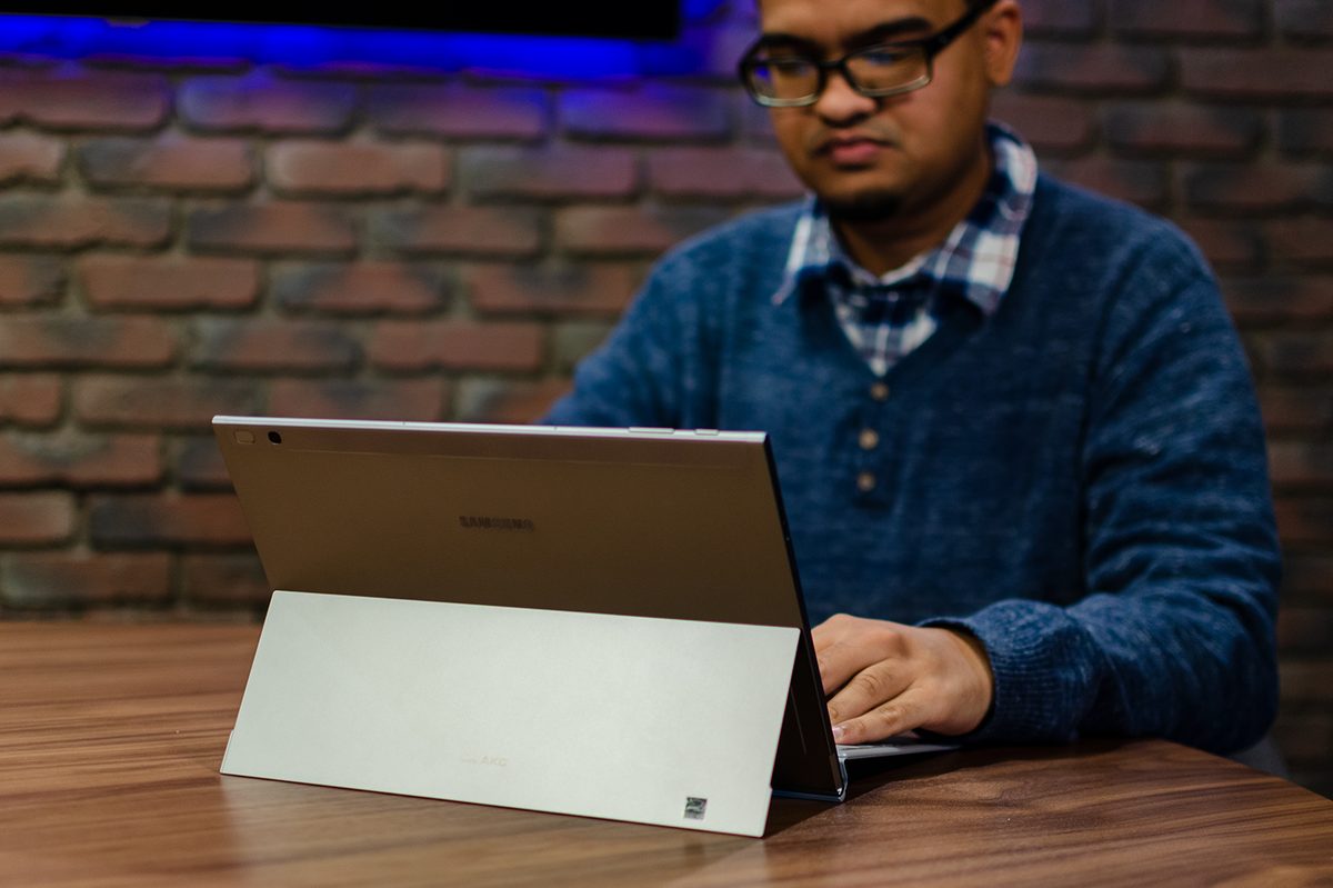 Samsung Galaxy Book 2
