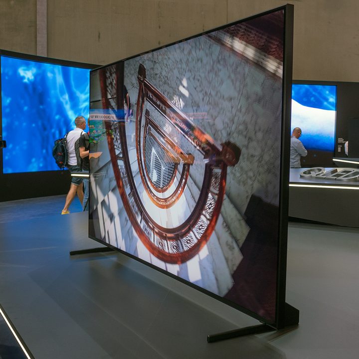 Samsung Q900 QN85Q900RAF
