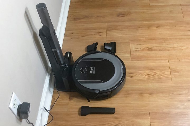 Shark ION Robot Vacuum Cleaning System S87 review