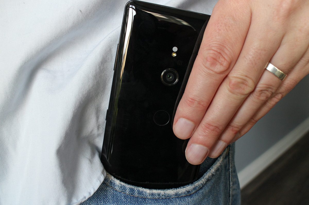 sony xperia xz3 pocket