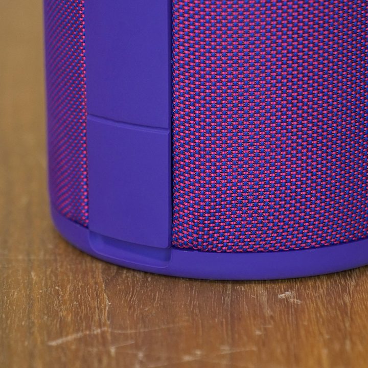 ultimate ears megaboom 3 bottom detail