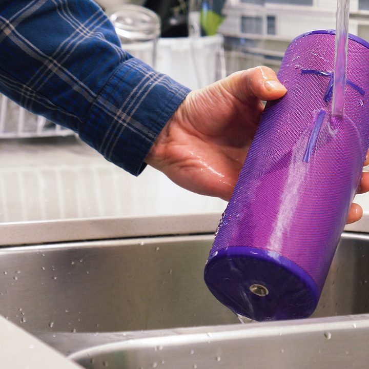 ultimate ears megaboom 3 water