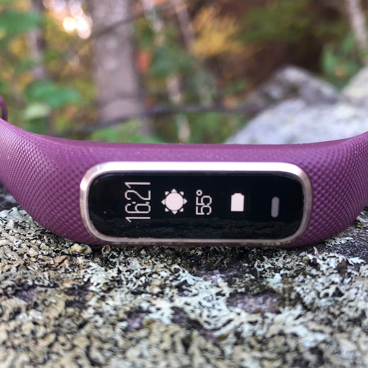 garmin vivosmart 4 front