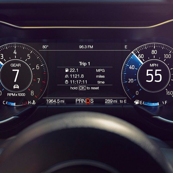 2019 Ford Mustang Driver's Dashboard