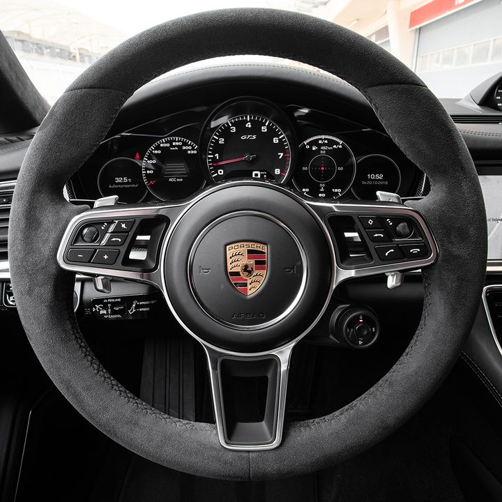 2019 Porsche Panamera GTS