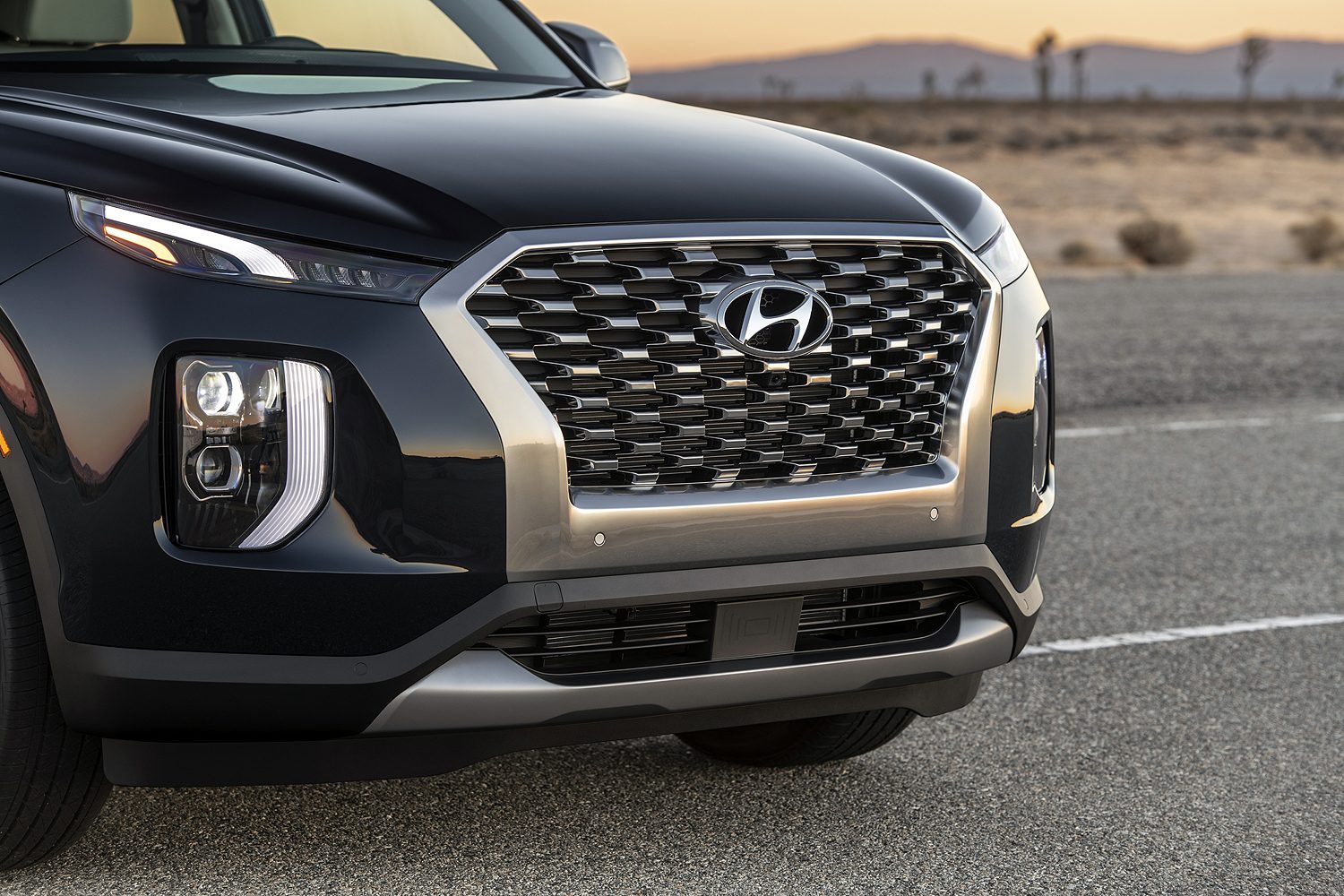 2020 hyundai palisade seats eight comes with useful tech 9