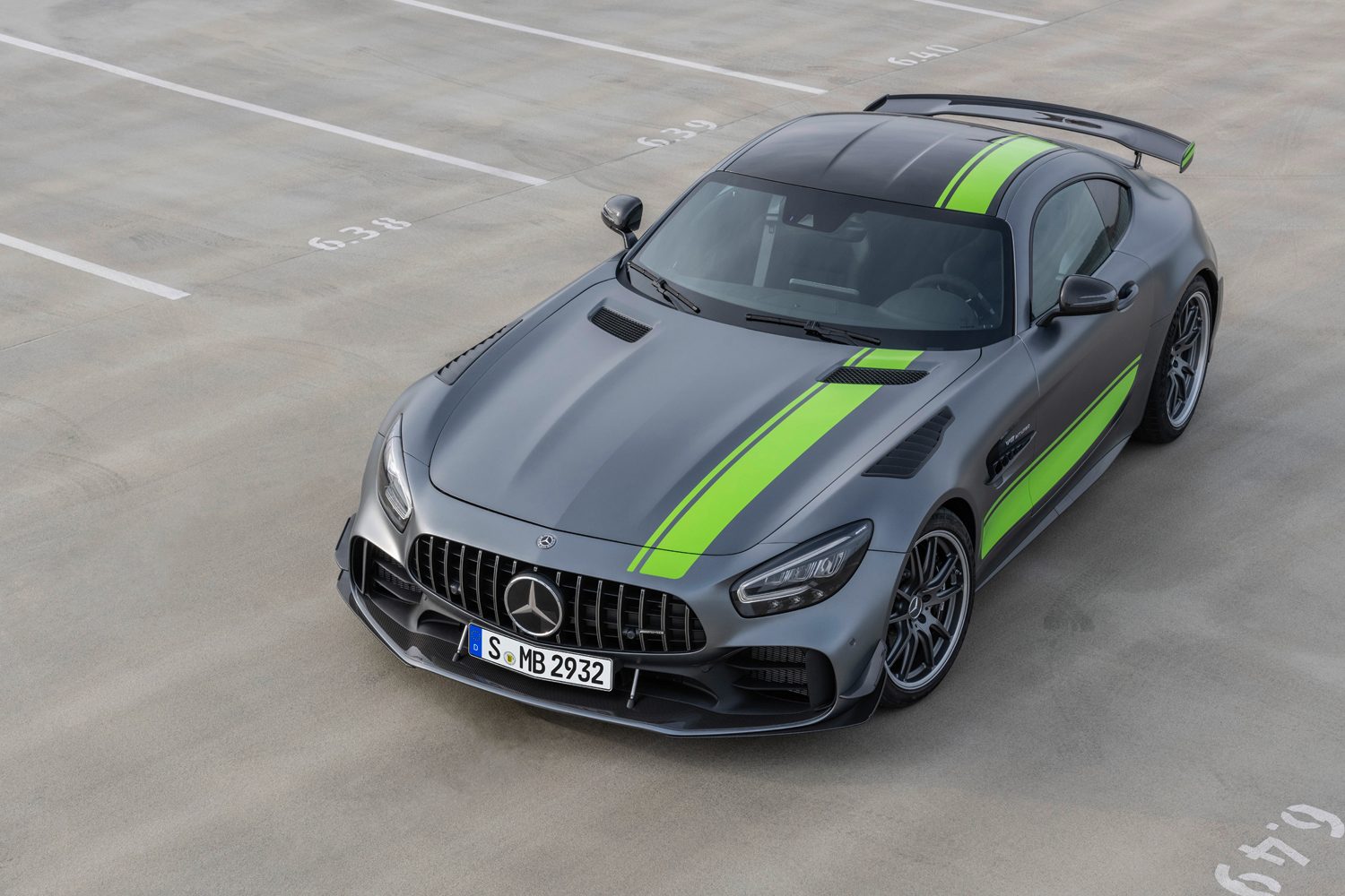 Mercedes-AMG GT R Pro