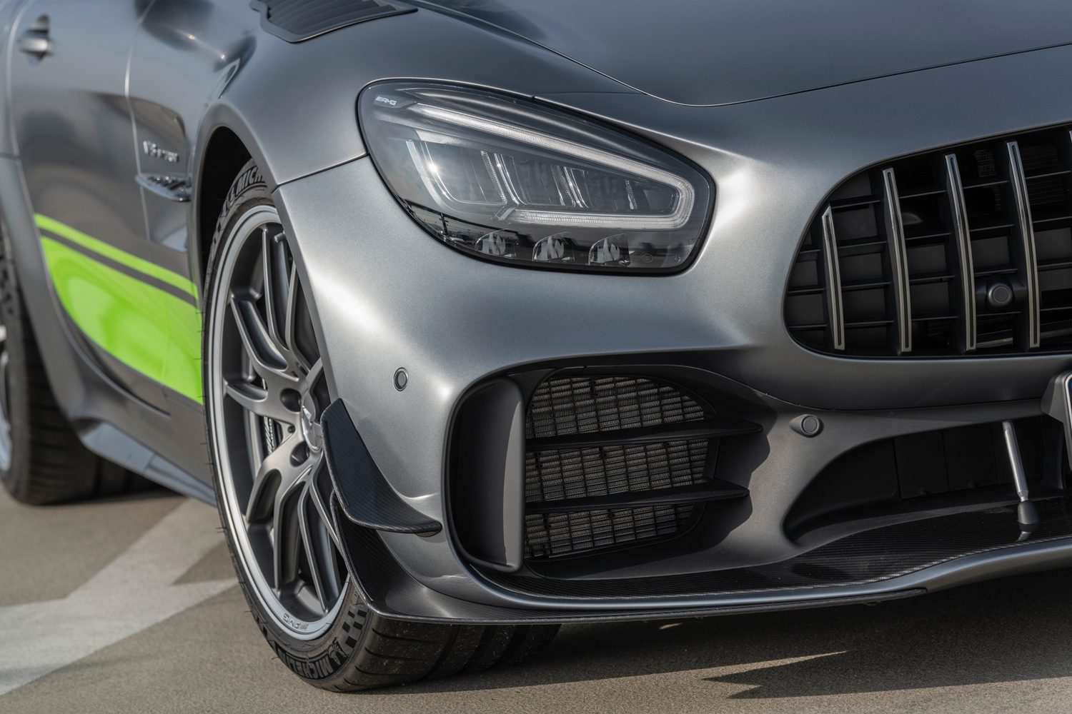 Mercedes-AMG GT R Pro