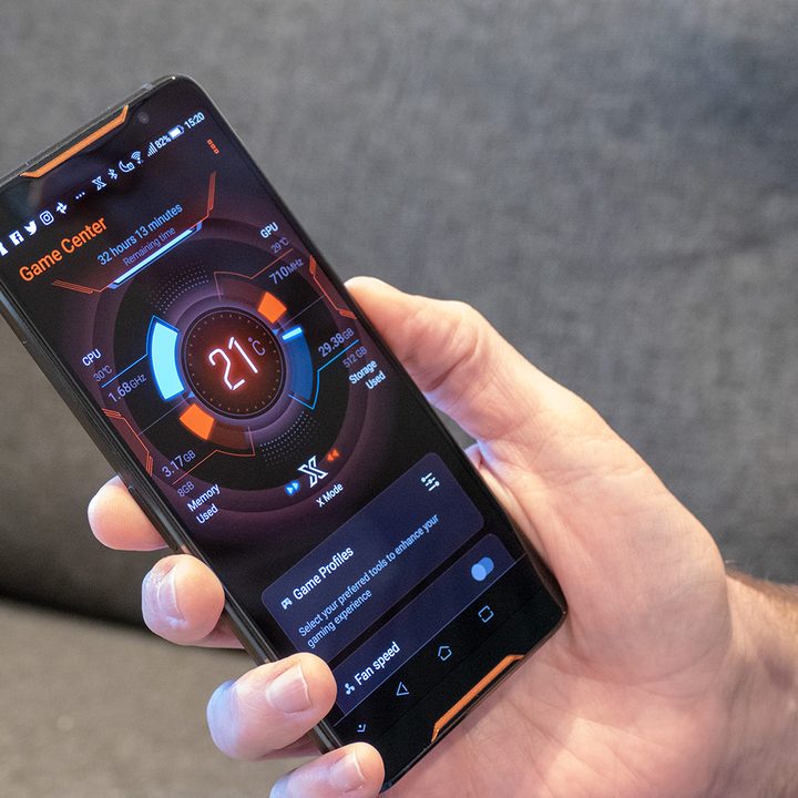 asus rog phone game center