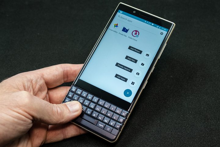 BlackBerry Key2 LE review