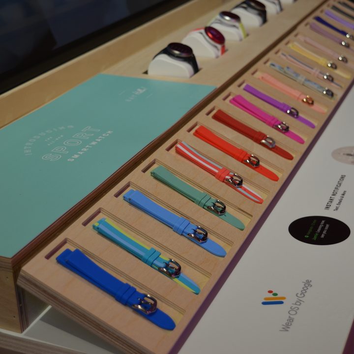 fossil sport smartwatch news pop up