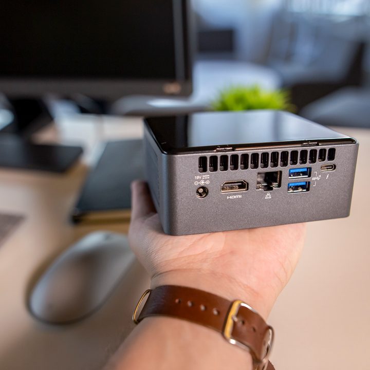 Intel NUC 8i7BEH Bean Canyon review