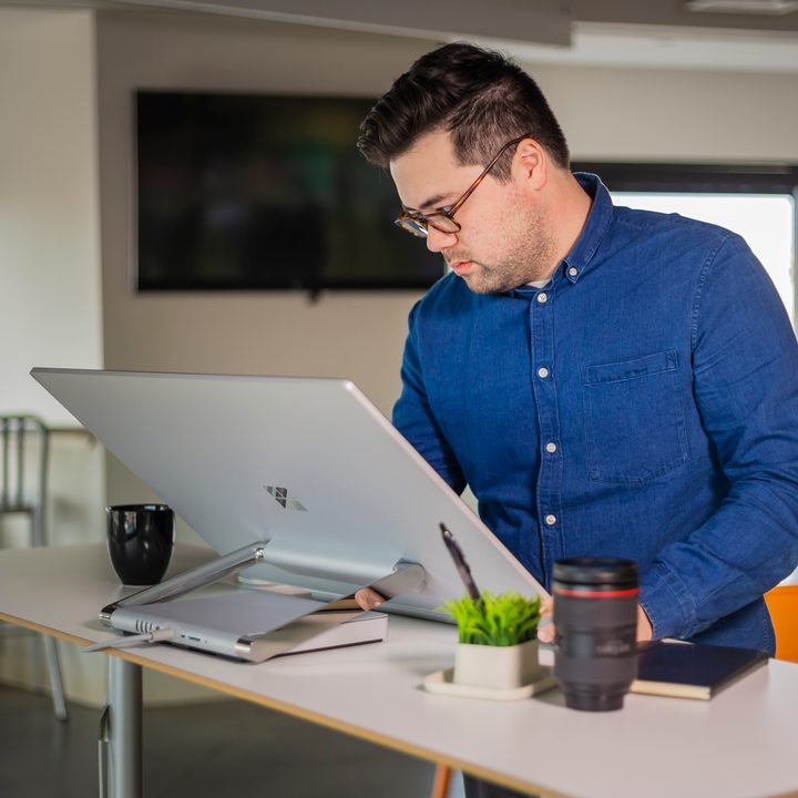 Microsoft Surface Studio 2