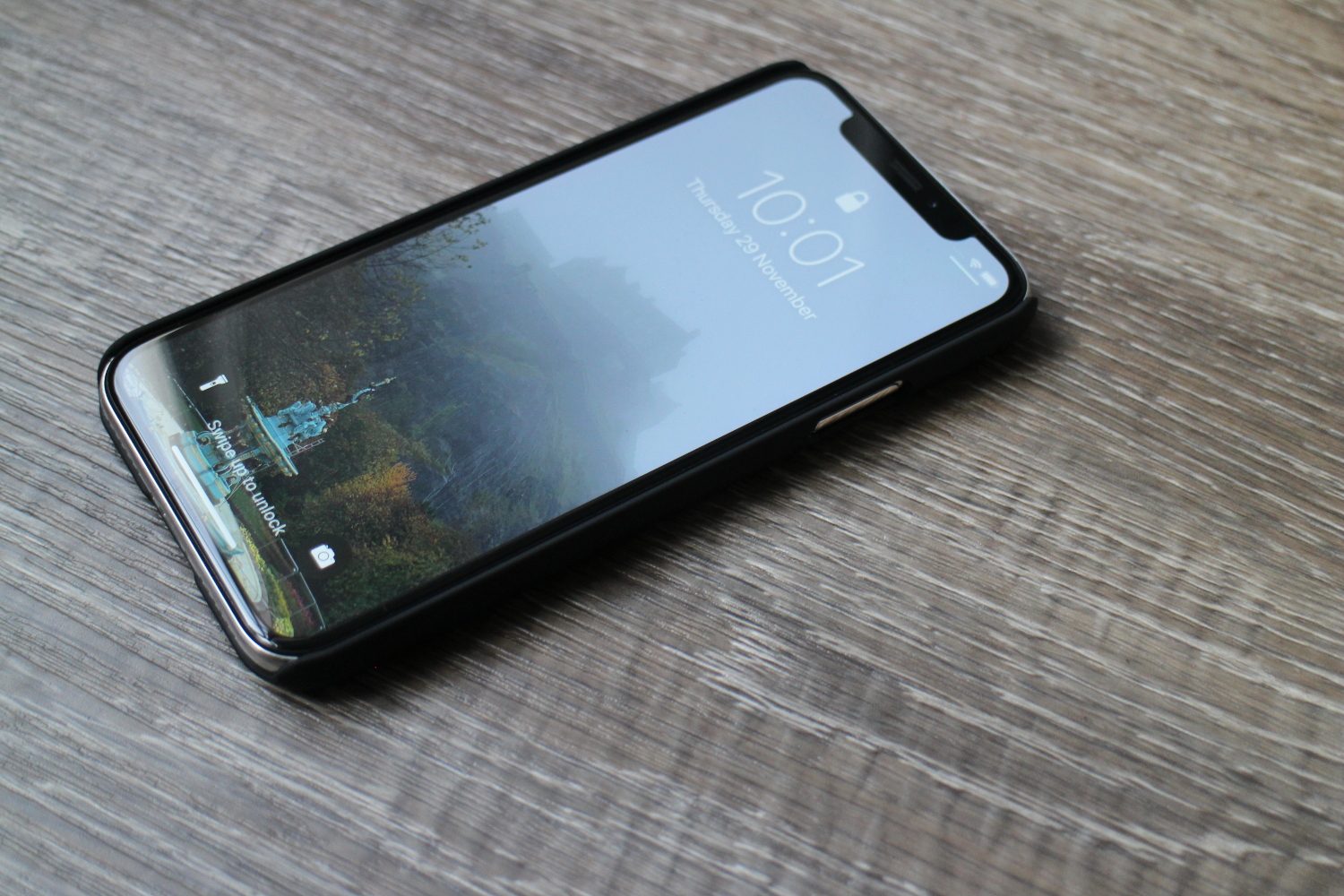 Mikol Waitomo Ruby Case iPhone X