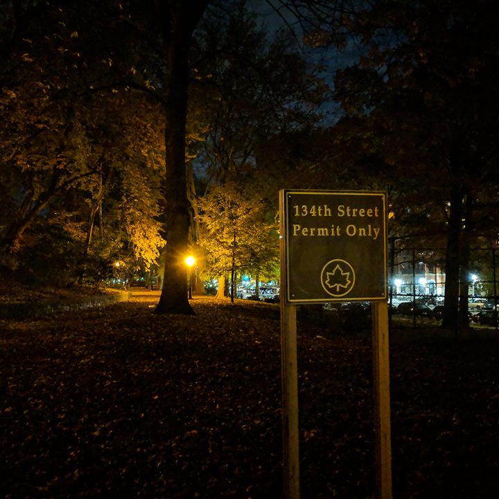 google pixel night sight park sign off